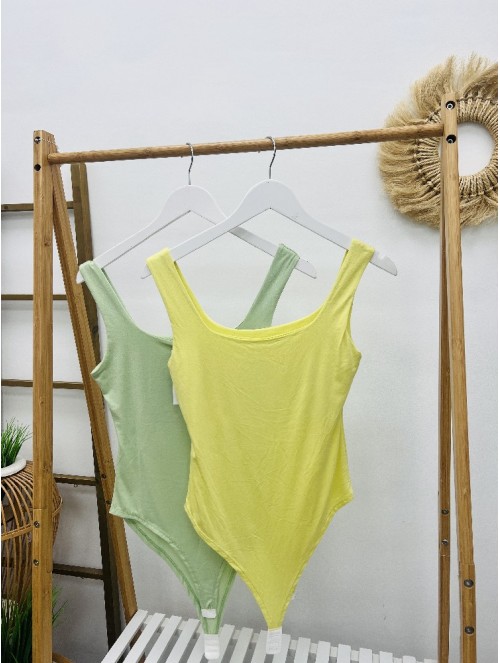 6872 Body Roble