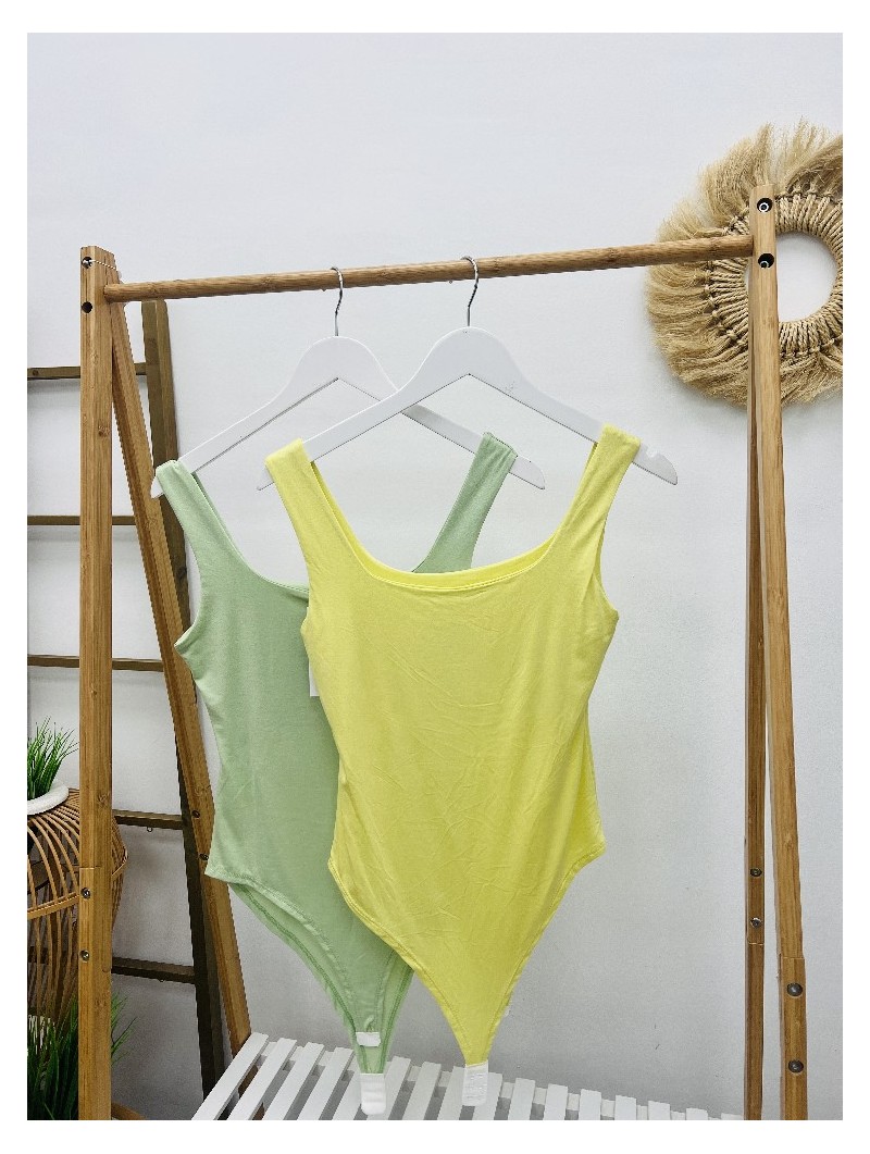 6872 Body Roble