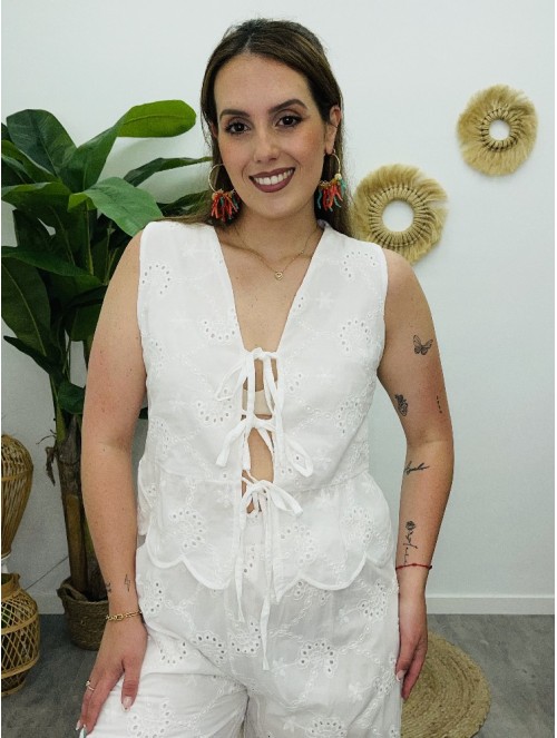 7039 Chaleco Bordado Lazzos