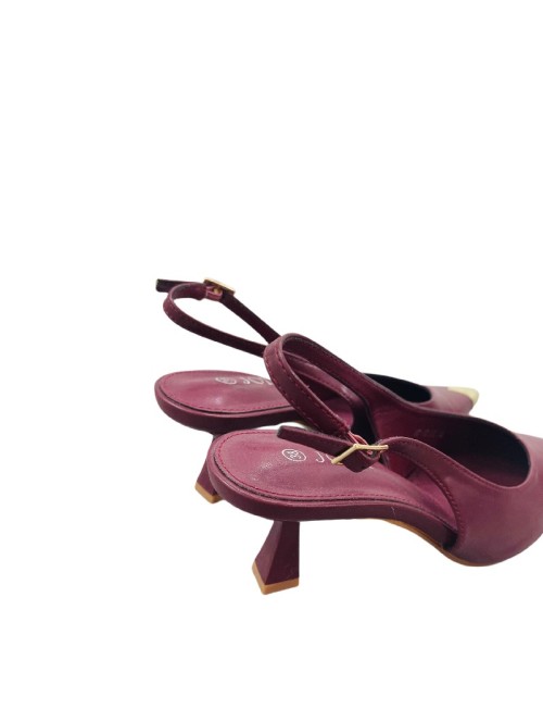 7492 Sandalia Burdeos Broche