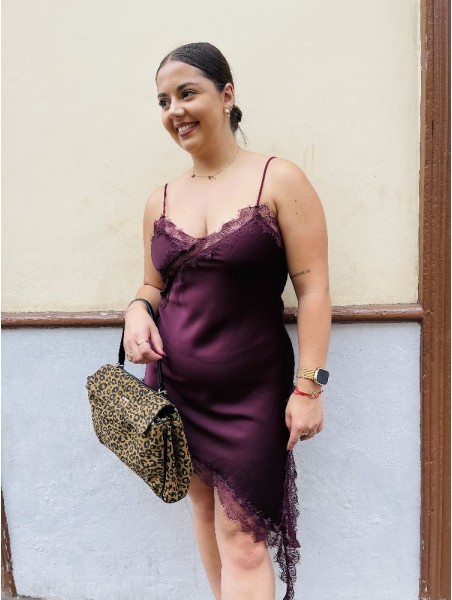 7586 Vestido Lencero Burdeos