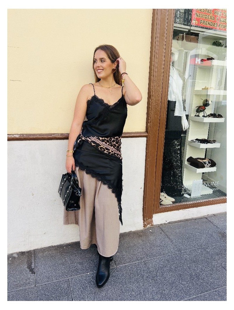 7618 Vestido Lencero Negro