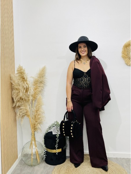 7700 Pantalon Rune Burdeos