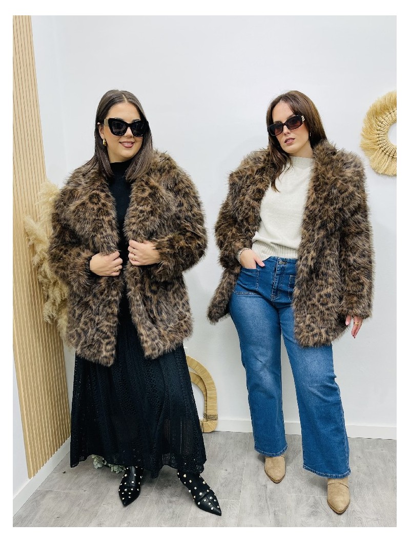 7945 Abrigo Eve Pelo