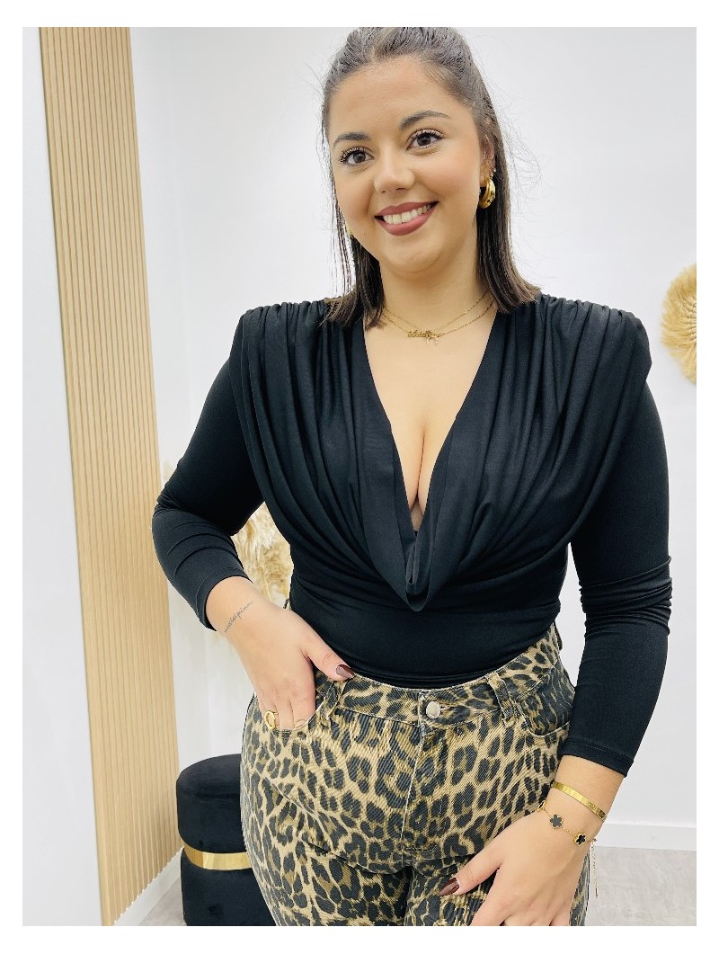 7982 Blusa Cuello Caido