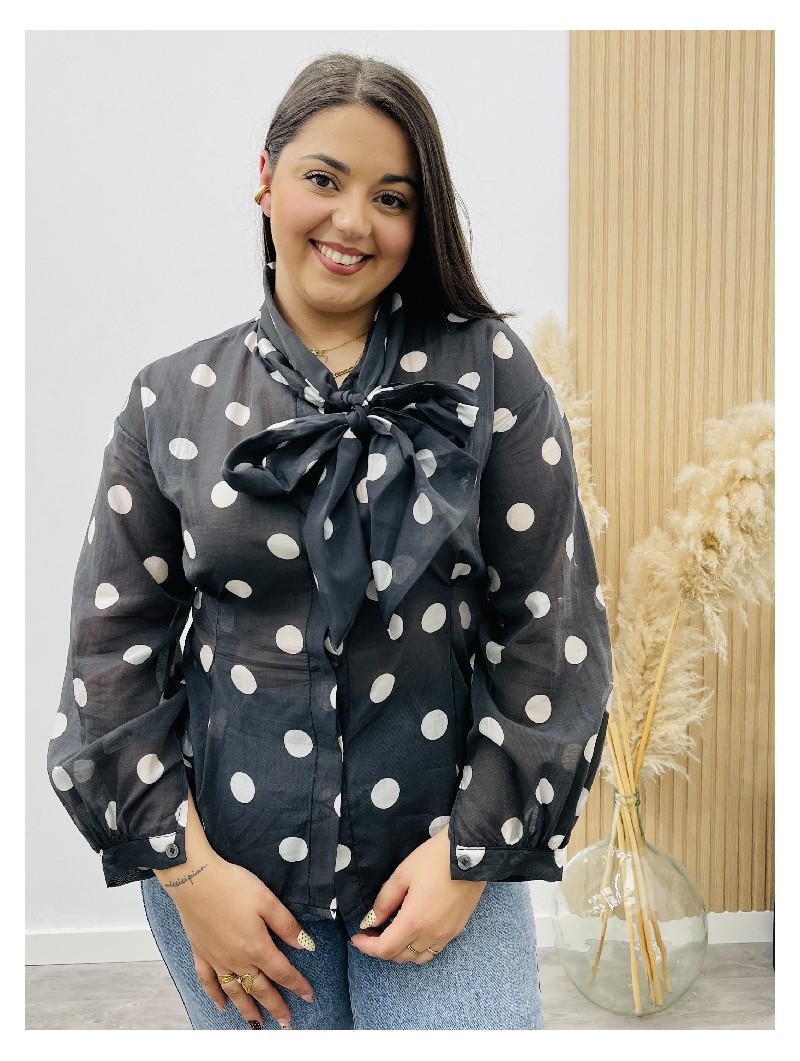 8233 Blusa Seda Lunares