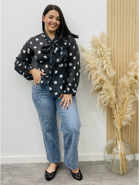 8234 Blusa Seda Lunares