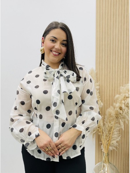 8235 Blusa Seda Lunares