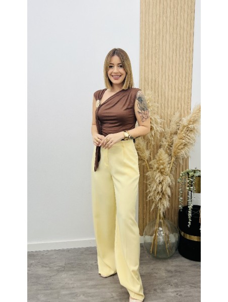 8243 Pantalon Zenia Mantequilla