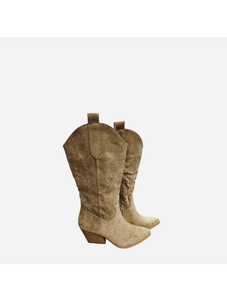 8774 Bota campera Eno