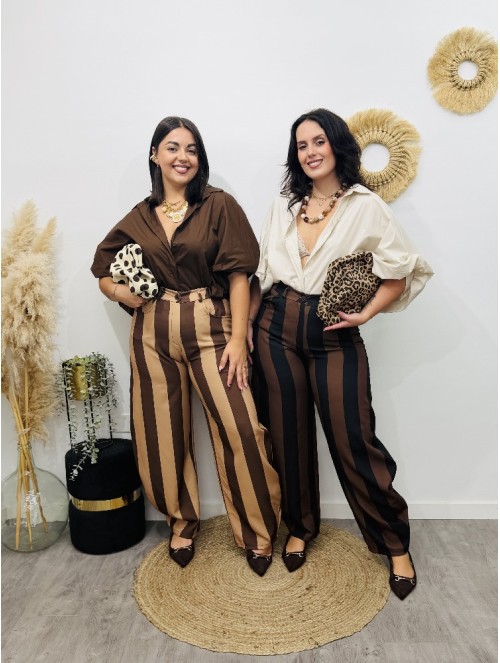 8942 Pantalon Marron Lineas