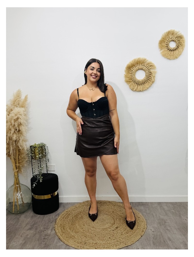 8959 Falda polipiel Maelina